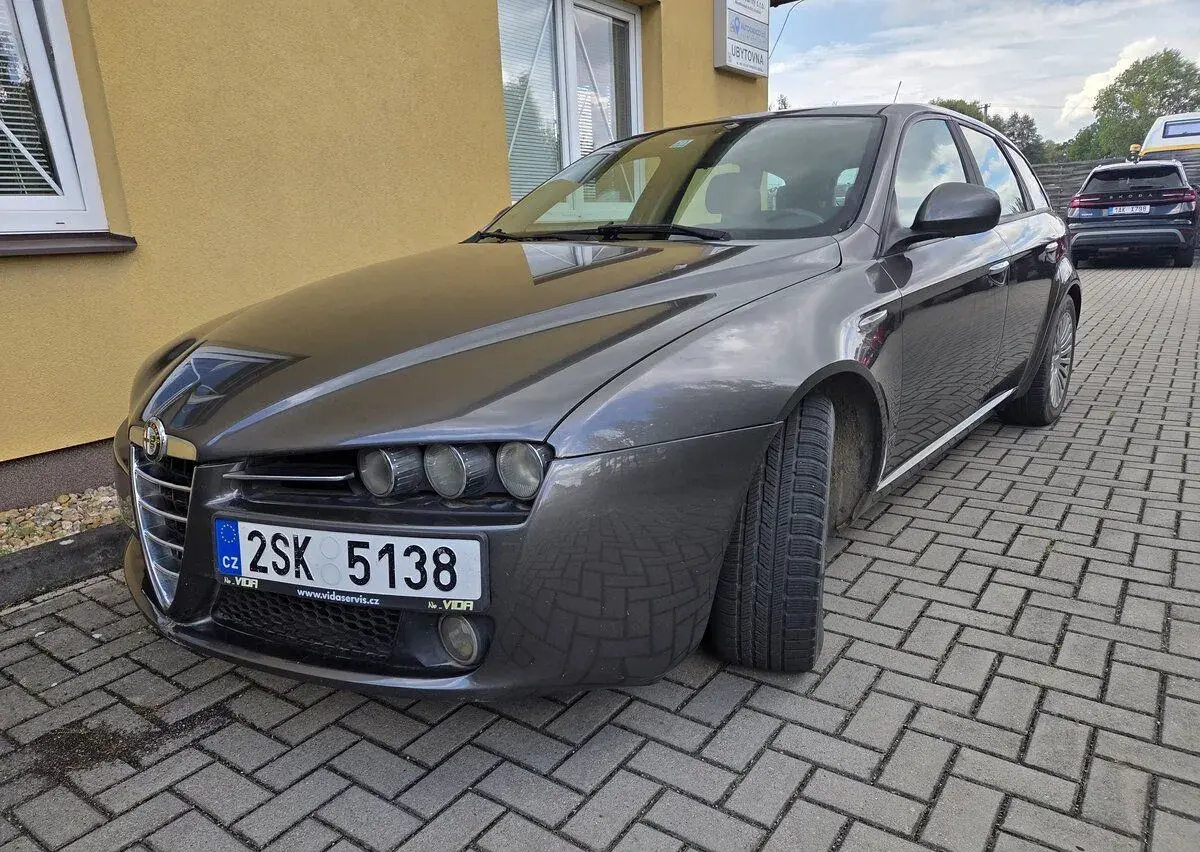 Alfa Romeo 159 – 277 000 km