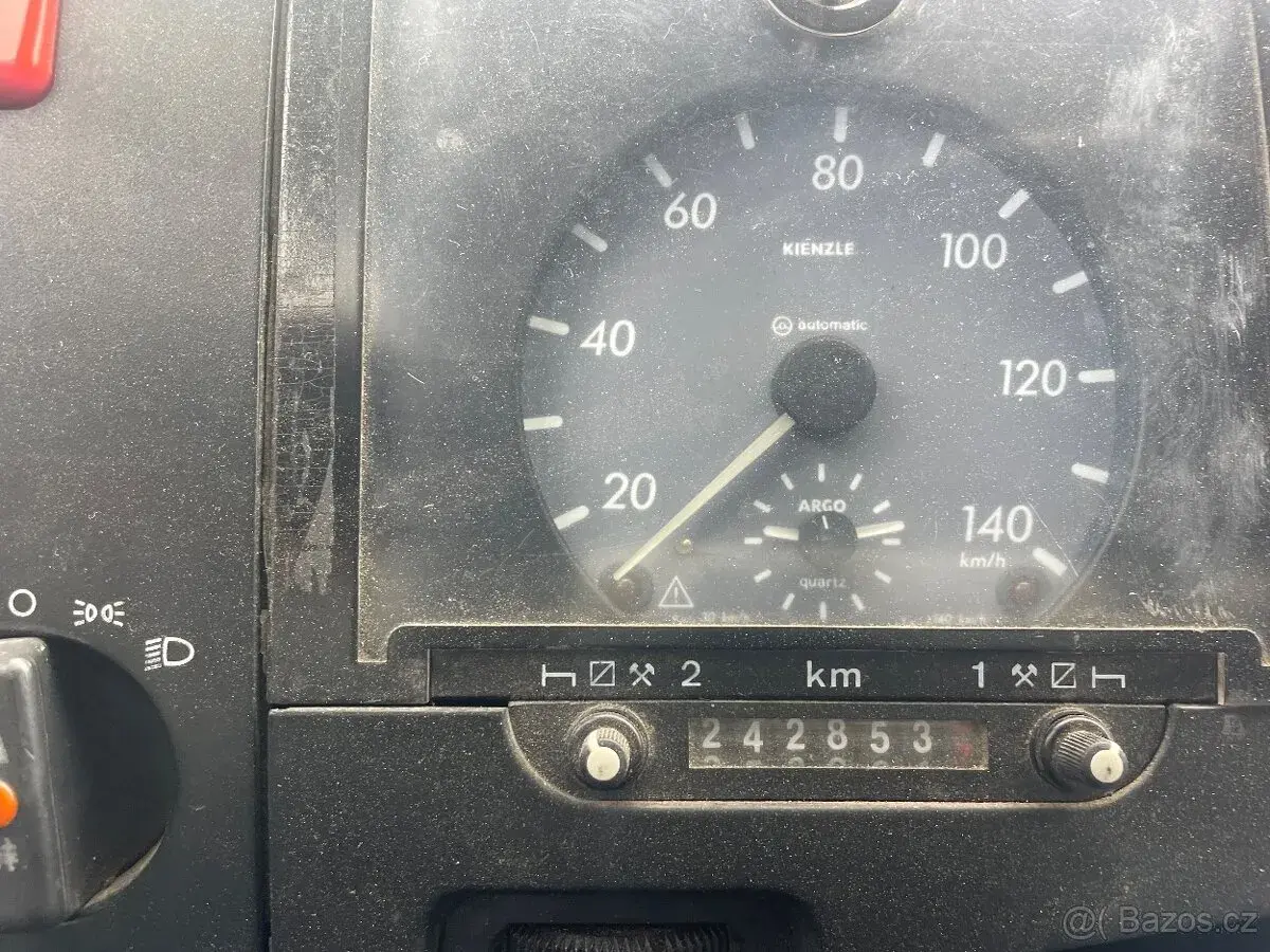 MB Vario