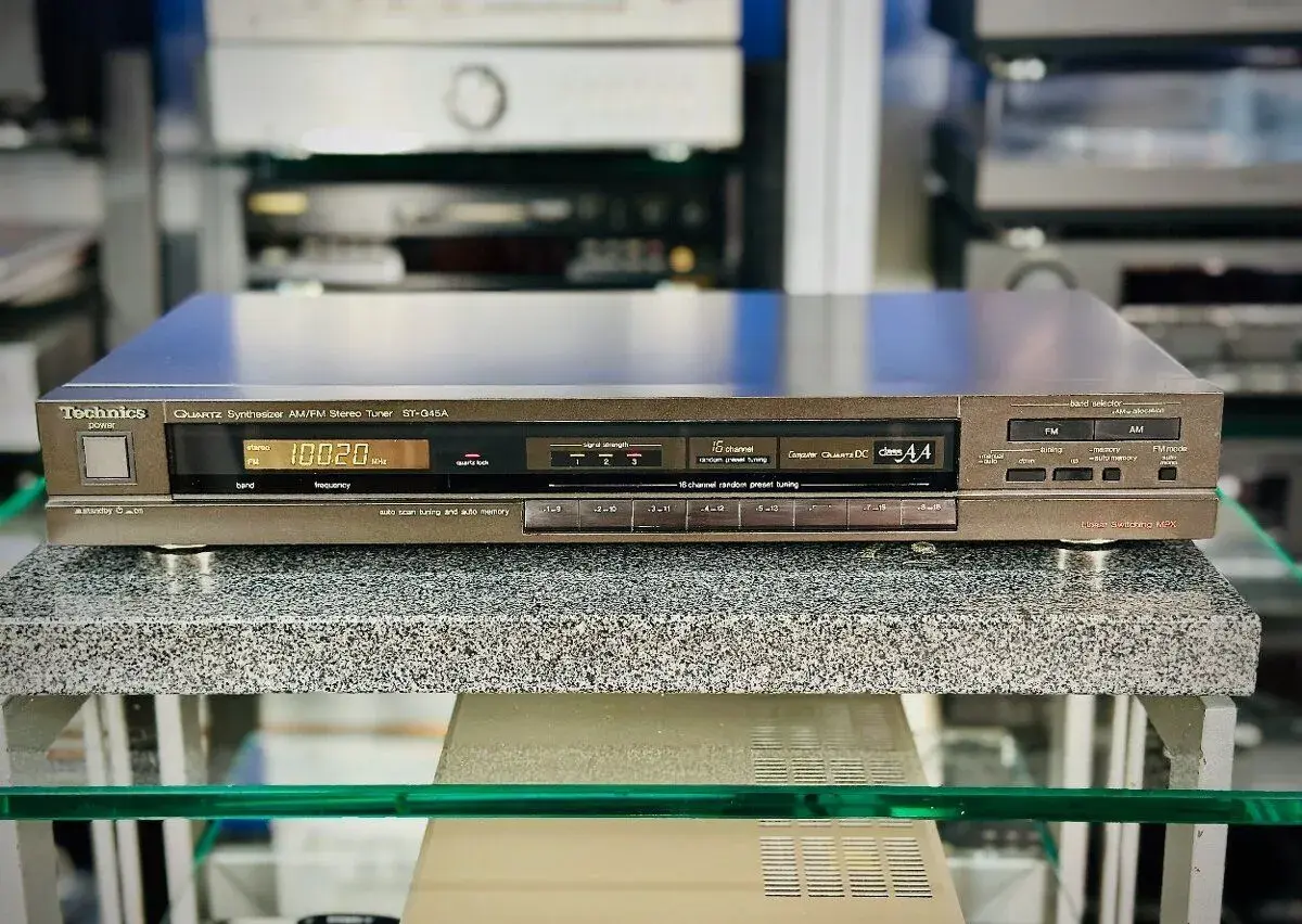 TECHNICS ST-G45A (r.1988) Quartz