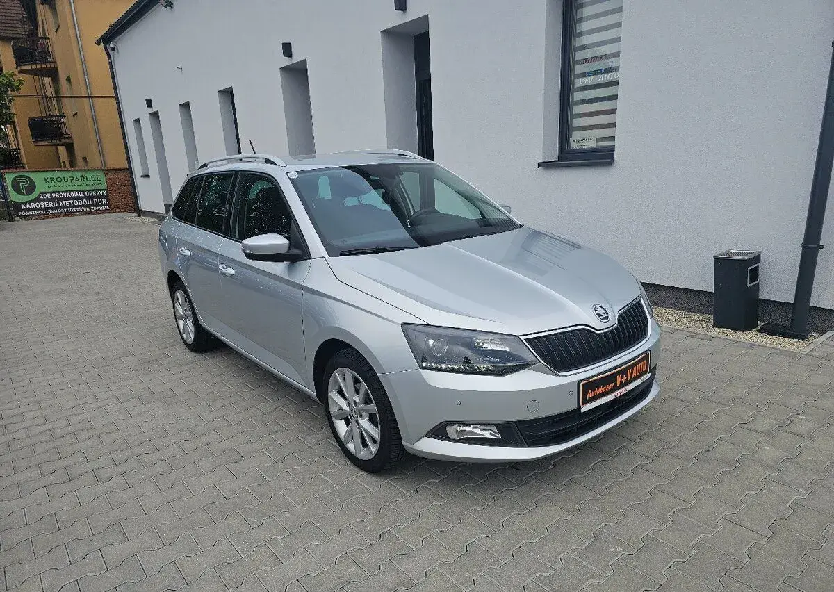 Fabia III 1,2 TSi 66KW Style dig. klima tempomat ALU STK