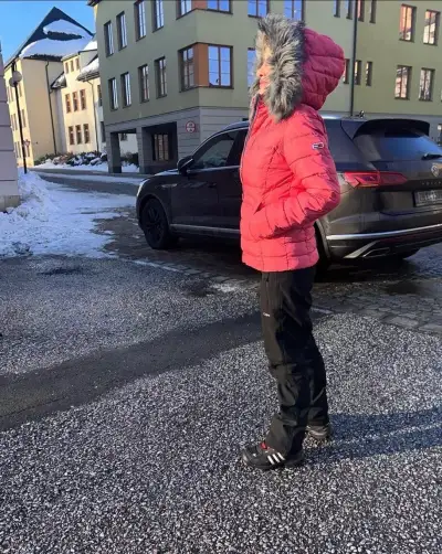 Zimní péřová bunda TH