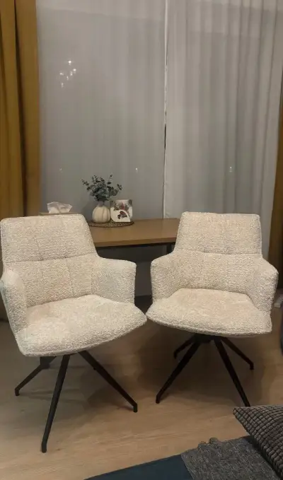 Jídelní židle 2x otočné