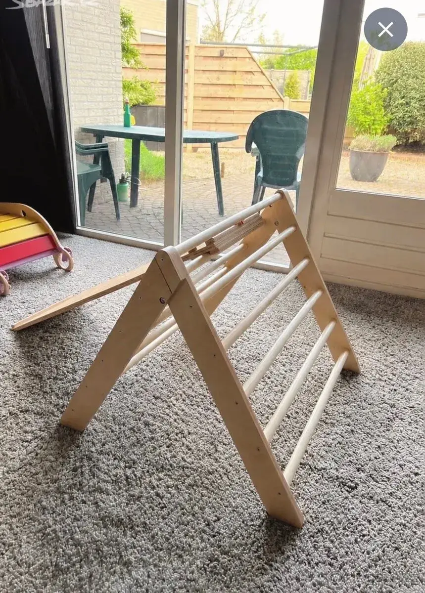 Montessori dřevěný set 3v1 houpačka piklerův trojúhelník
