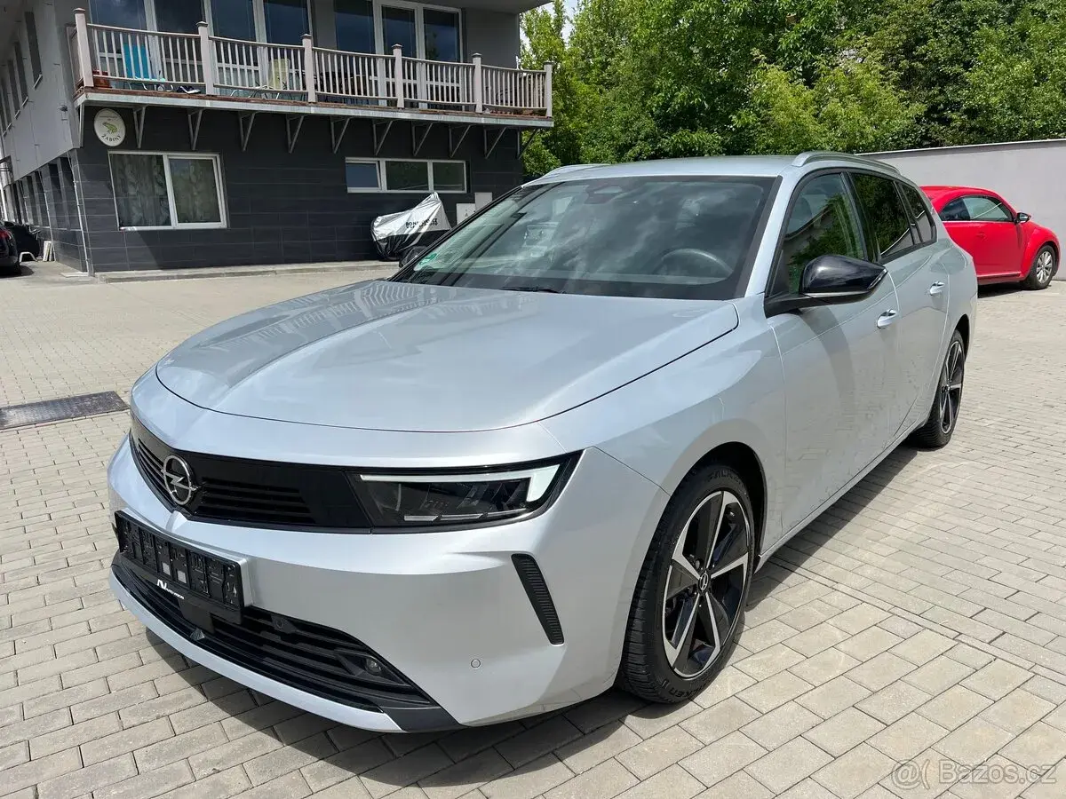 Opel Astra – 2024