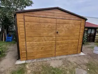 Akční nabídka Plechová garáž superline.