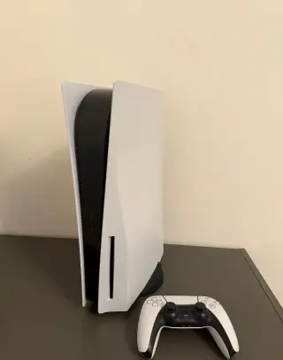 PlayStation 5 s mechanikou