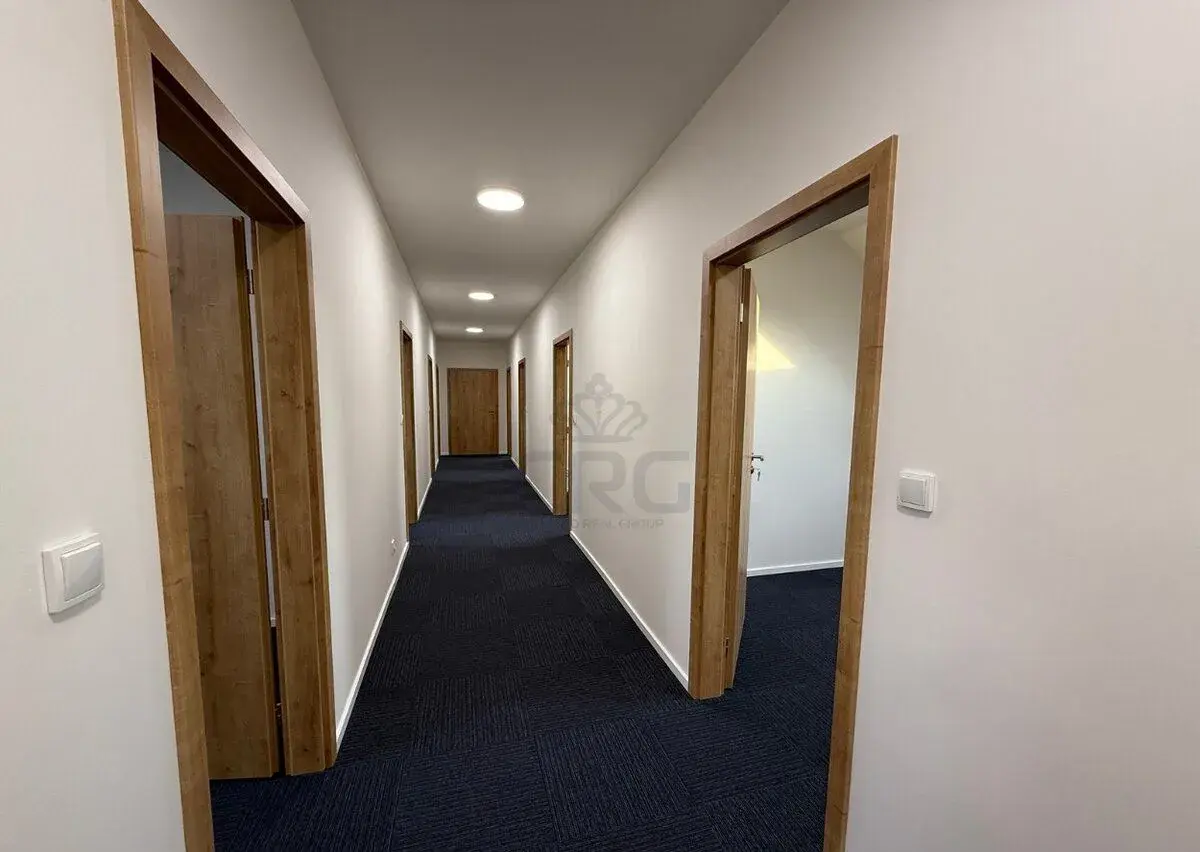 PRONÁJEM NOVÉ KANCELÁŘE O CP CCA 14,90 M2, BRNO