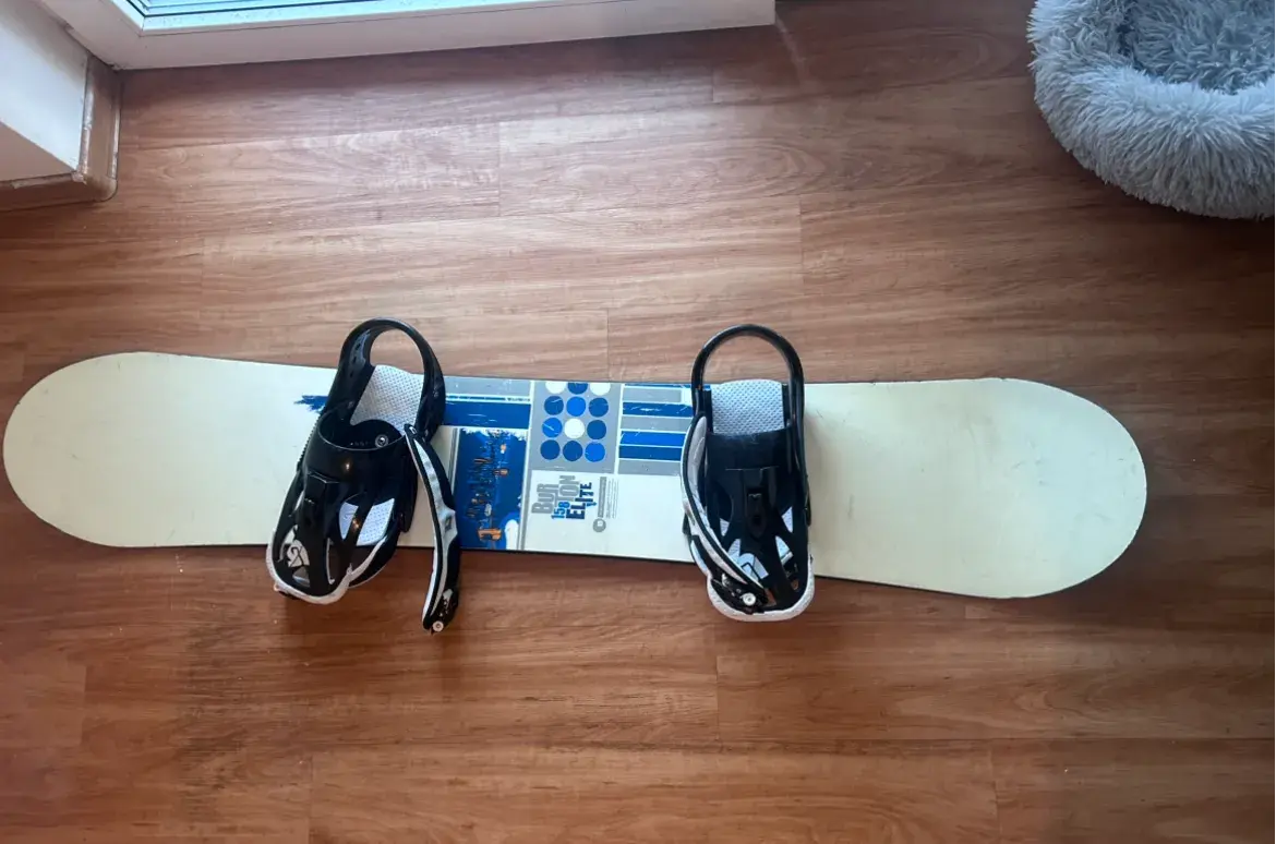 Pánský BURTON snowboard s originálním vázáním