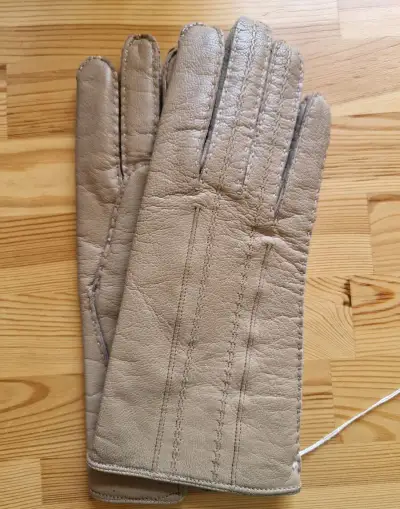 Kožené rukavice vel. 7,5 - staré, ale nenošené