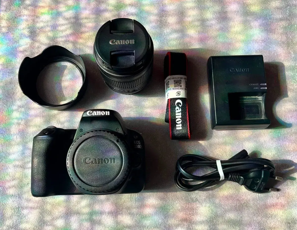 Canon 200D a Objektiv EF-S 18-55mm