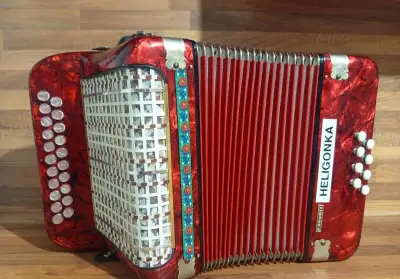 Heligonka (harmonika,akordeon) Delicia Favorit CF