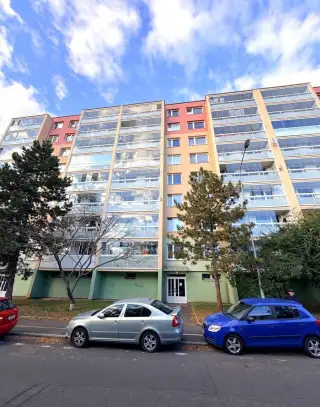 Prodej bytu 4+1 90 m² J. A. Komenského, Most