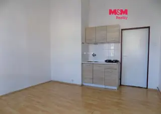 Pronájem bytu 1+kk v Teplicích, 28 m2, ul. U nádraží