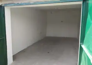 Garáž k pronájmu 23m2 ul. Betonářská