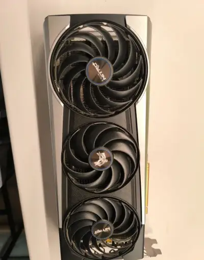 NITRO+ AMD Radeon RX 6700 XT