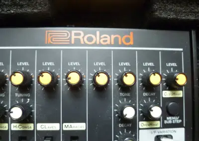 TR-08 bicí automat