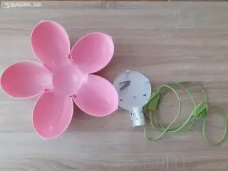 Ikea lampička kytička