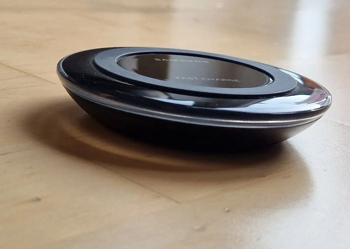 Bezdrátová nabíječka Samsung Fast Charging Wireless Qi