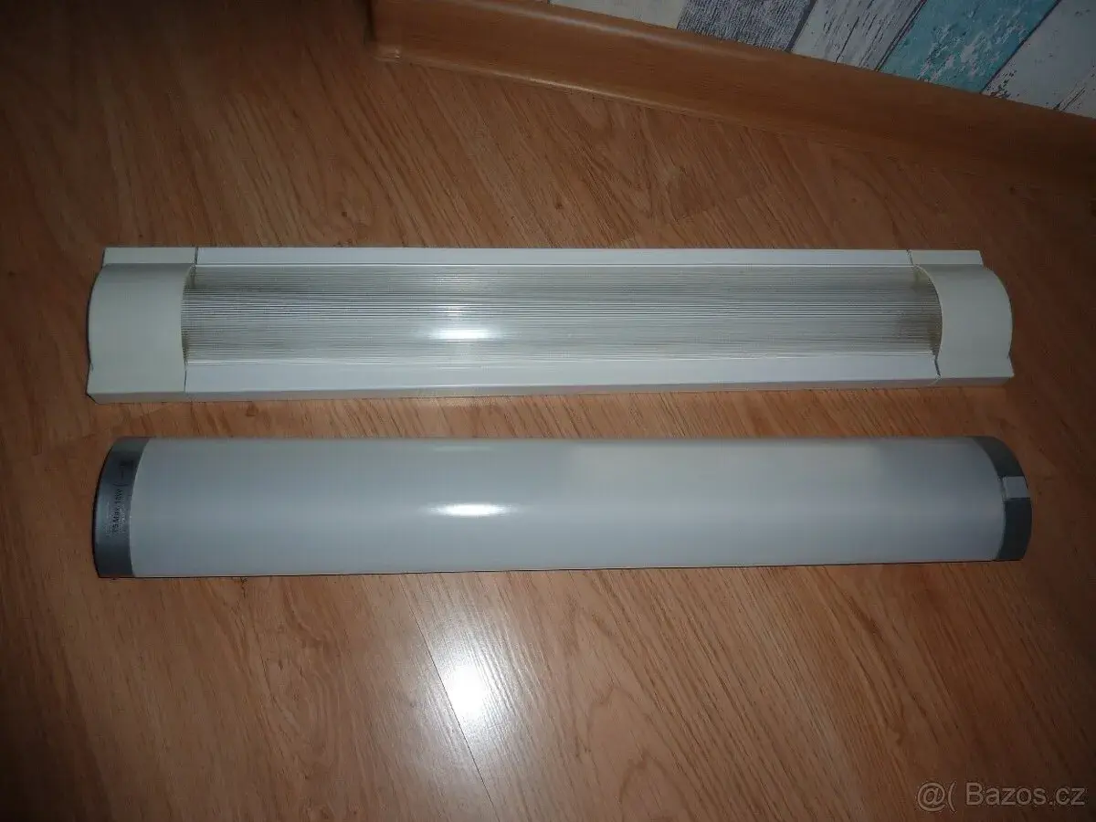 2x zářivka pod kuch.linku apod - cena 150 oba ks
