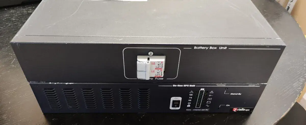 UPS RIELLO HTSER41201RU + BatteryPack