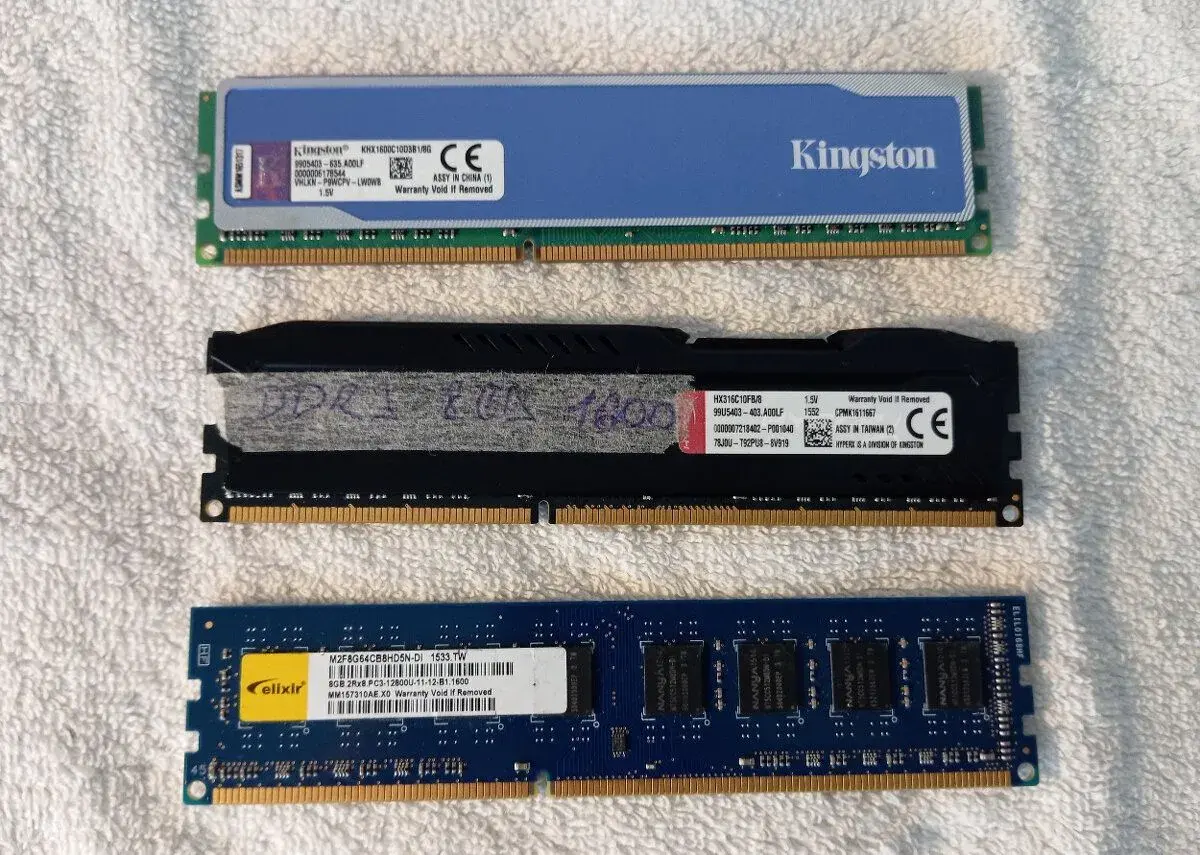 RAM DDR3 8GB 1600MHz.