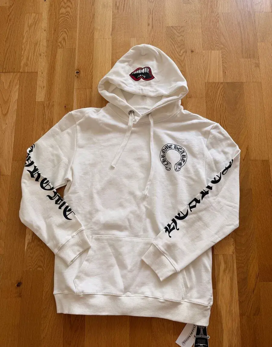 Chrome hearts M