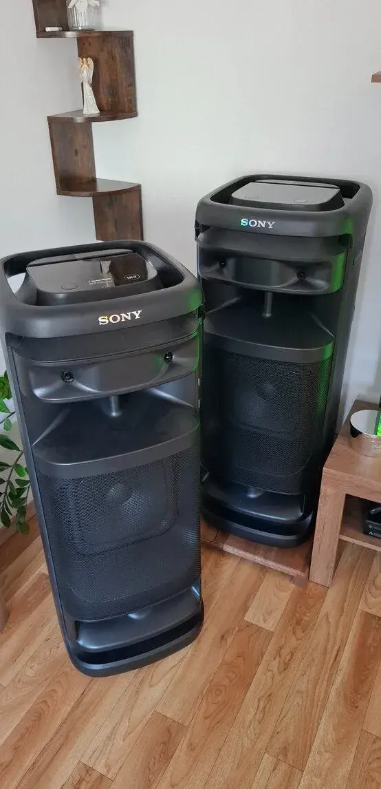 Sony ULT Tower 10