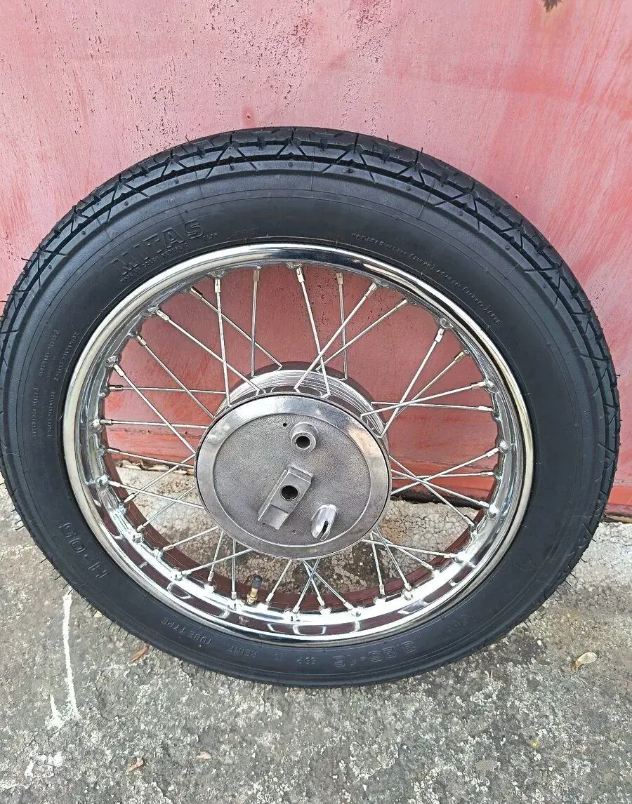Jawa ČZ 250 zadní kolo komplet