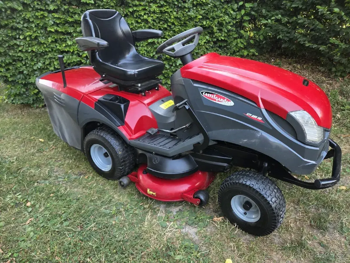 Zahradní traktor Castel Garden XTY 220 HD - 67 motohodin