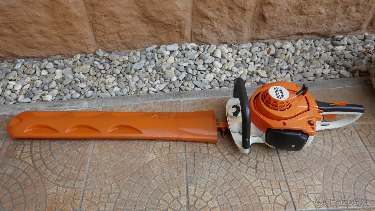 Benzínové zahradní nůžky STIHL HS 56 C