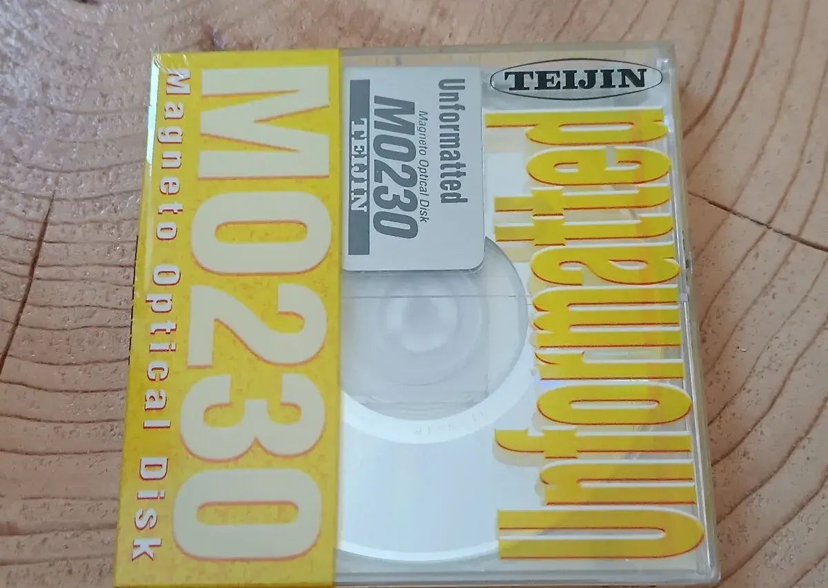 Magneto-optický disk (MO) Teijin 230MB