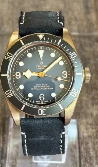 original hodinky TUDOR Black Bay Bronze jako nové