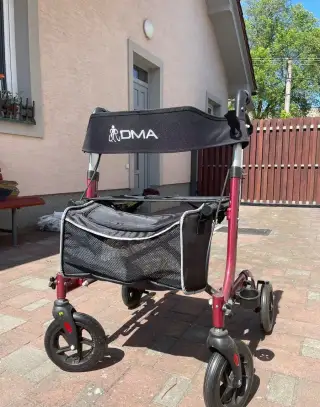 ČTYŘKOLOVÉ CHODÍTKO ODLEHČENÉ