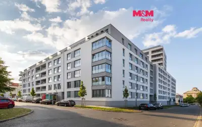 Pronájem garážového stání, 12 m², Plzeň, ul. Stehlíkova