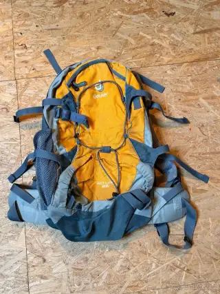 Turistický batoh Deuter 25l