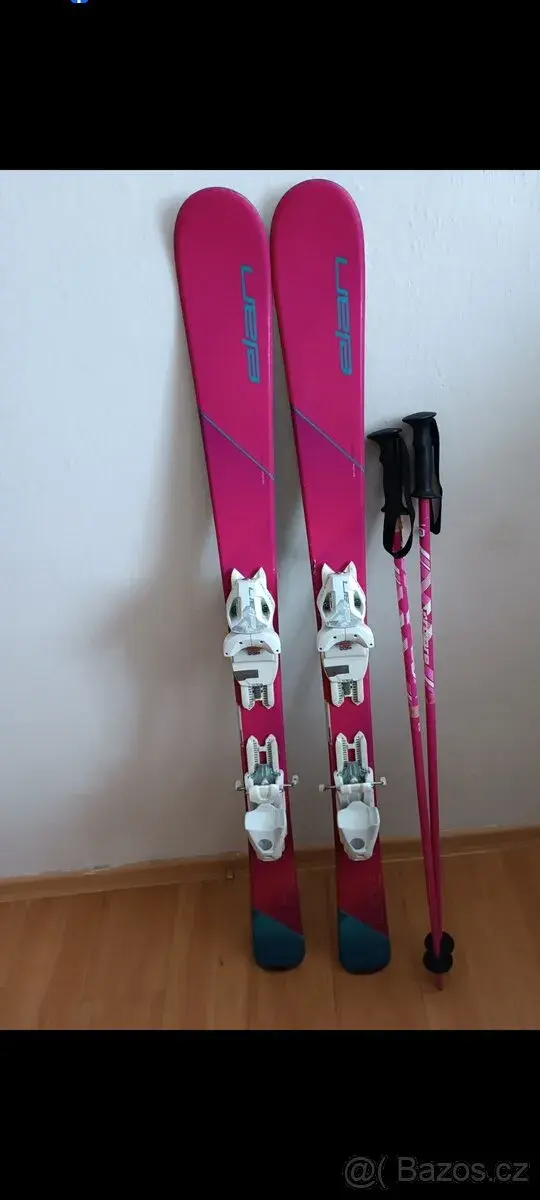 Lyže - délka 120 cm + hůlky ELAN