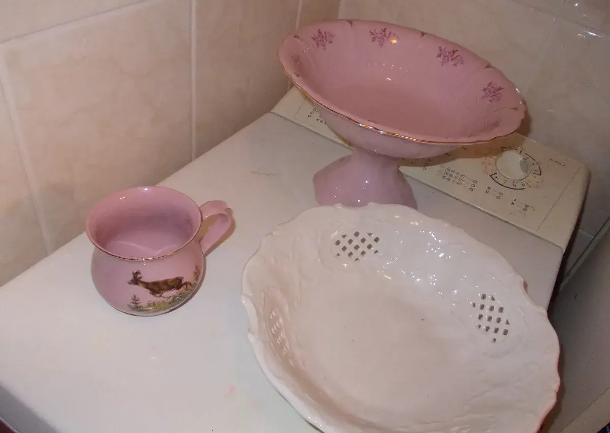 RŮŽOVÝ PORCELÁN