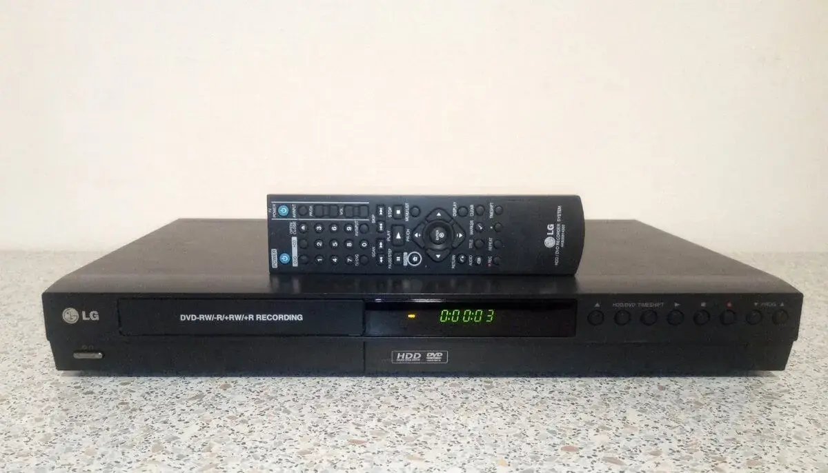DVD-HDD rekordér LG-RH265