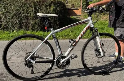 Kolo Scott