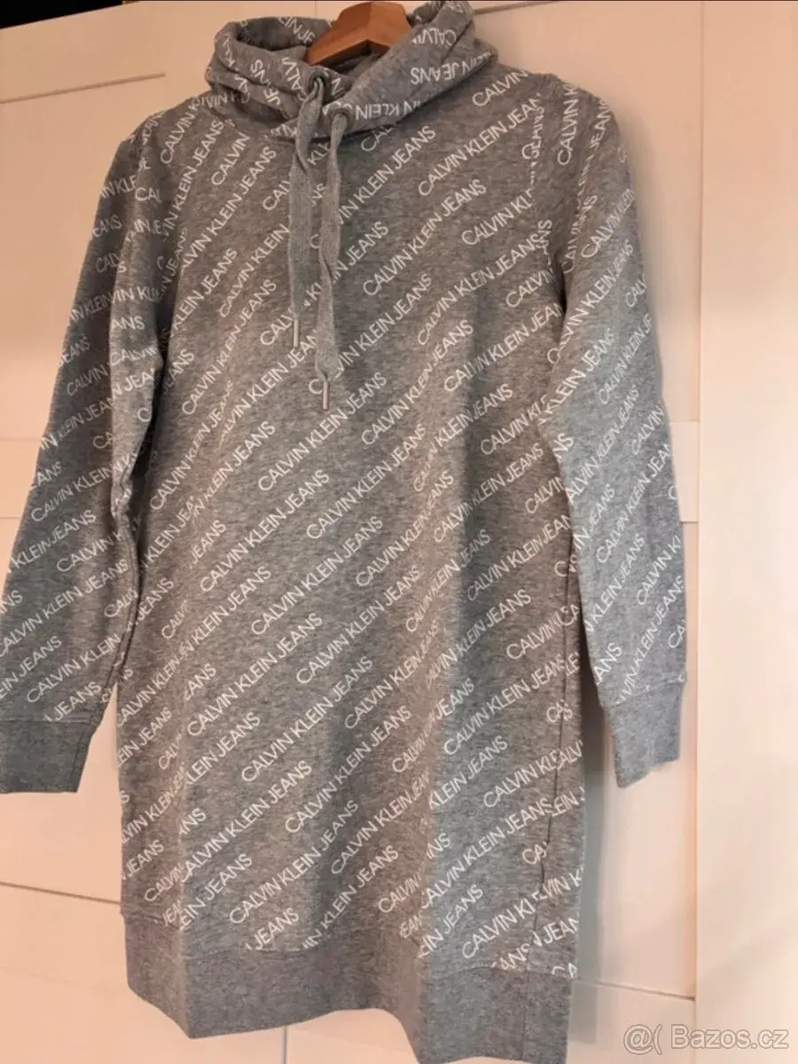 Dámské šaty značky Calvin Klein,vel.M