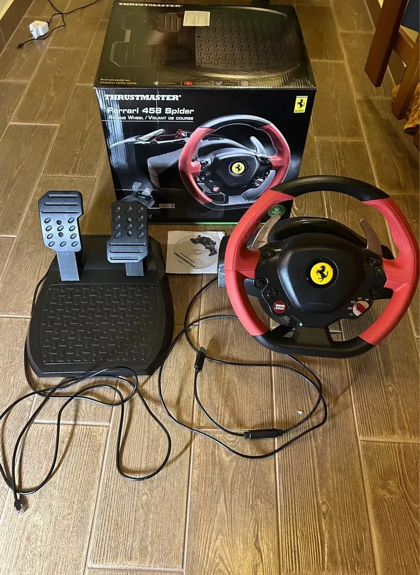 Volant Thrustmaster Ferrari 458 Spider pro Xbox One/Series