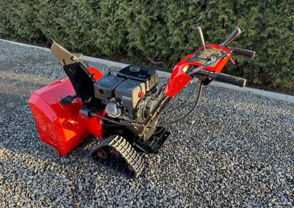 Sněhovou frézu - HECHT 9930TD