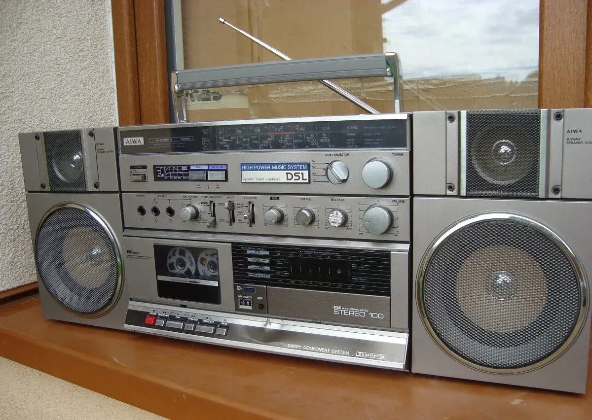Radiomagnetofon Aiwa CA-100 -Boombox