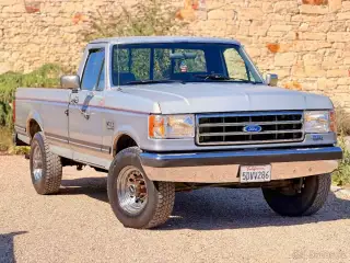 Ford F-250 – 1990