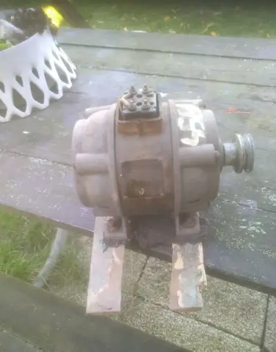 starý elektromotor