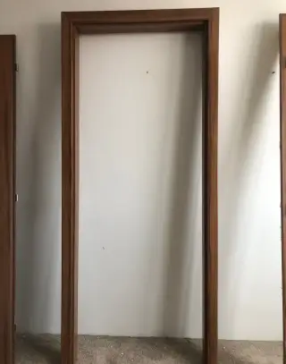 Obložky 80 bez pantů pro stavebni otvor s síře (20-22cm).