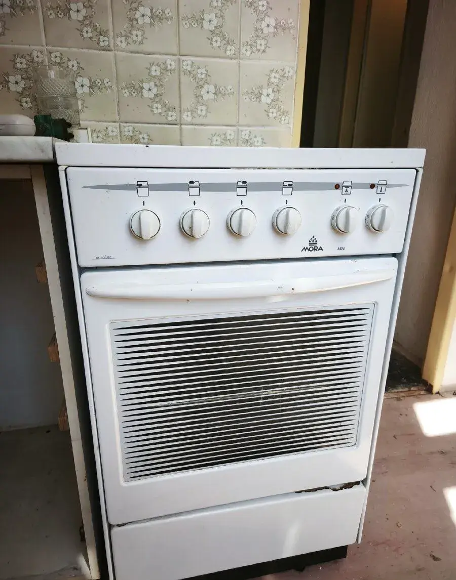 Elektrický sporák Mora 3375
