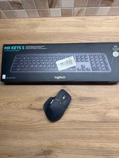 Logitech MX Keys S CZ/SK + myš MX Master (SET)