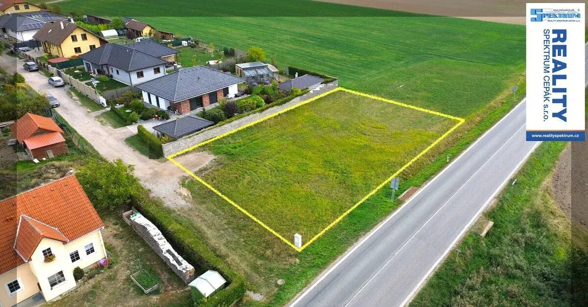Prodej stavebního pozemku 1 208 m², Pištín - Češnovice