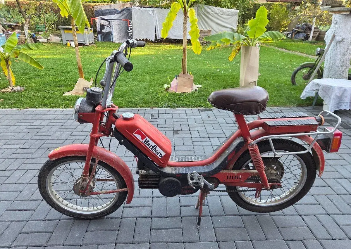 Babetta 210 s kartičkou, červená 9.